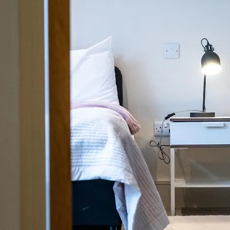 Osbourne House Pink 2 Bed, 2 And Half Bath Birmingham